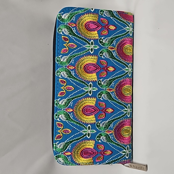 Khaadi Embroidered Wallet NWOT - Picture 3 of 6